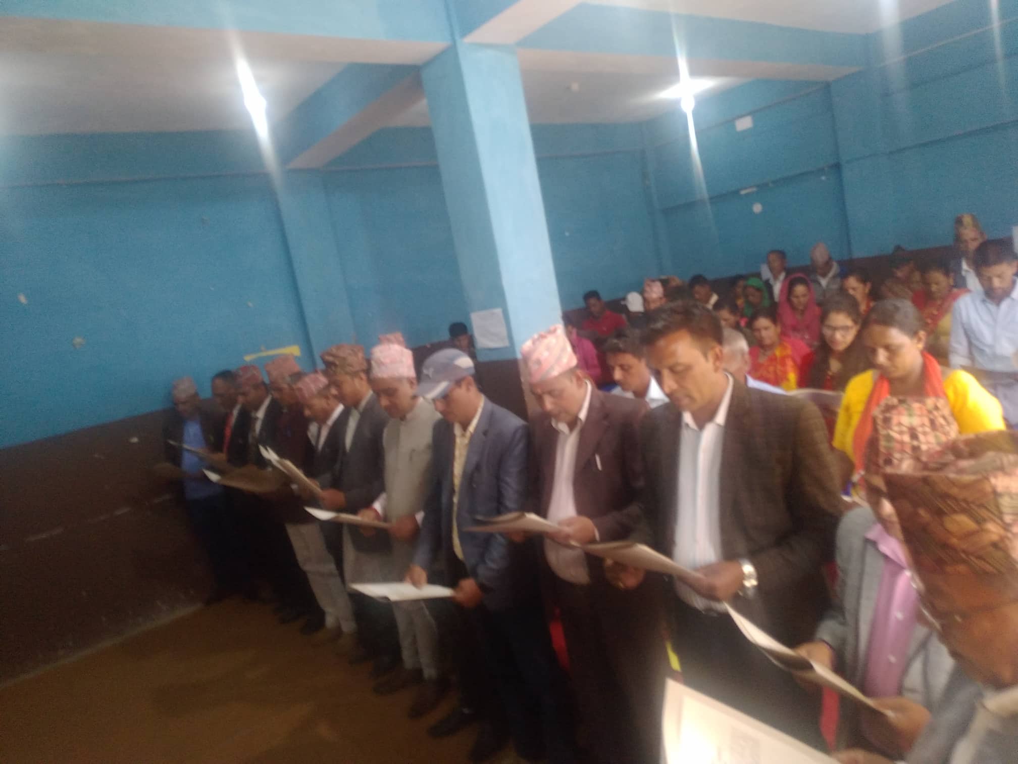 दशरथचन्दका वडा अध्यक्ष र सदस्यहरुले लिए शपथ,मिलेर काम गर्न मेयर जोशीको निर्देशन 